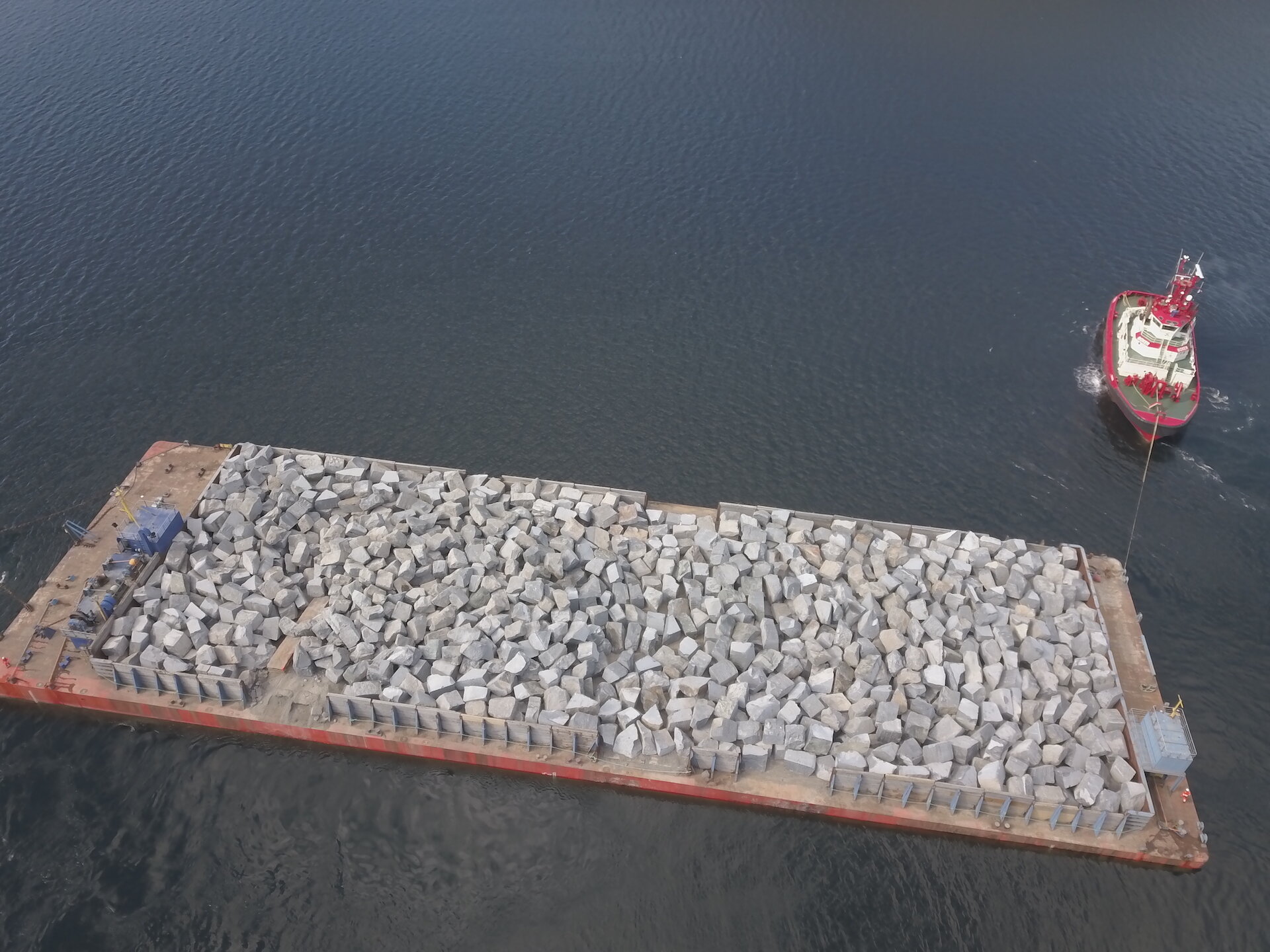 Riverbank revetment Lemwerder River Weser